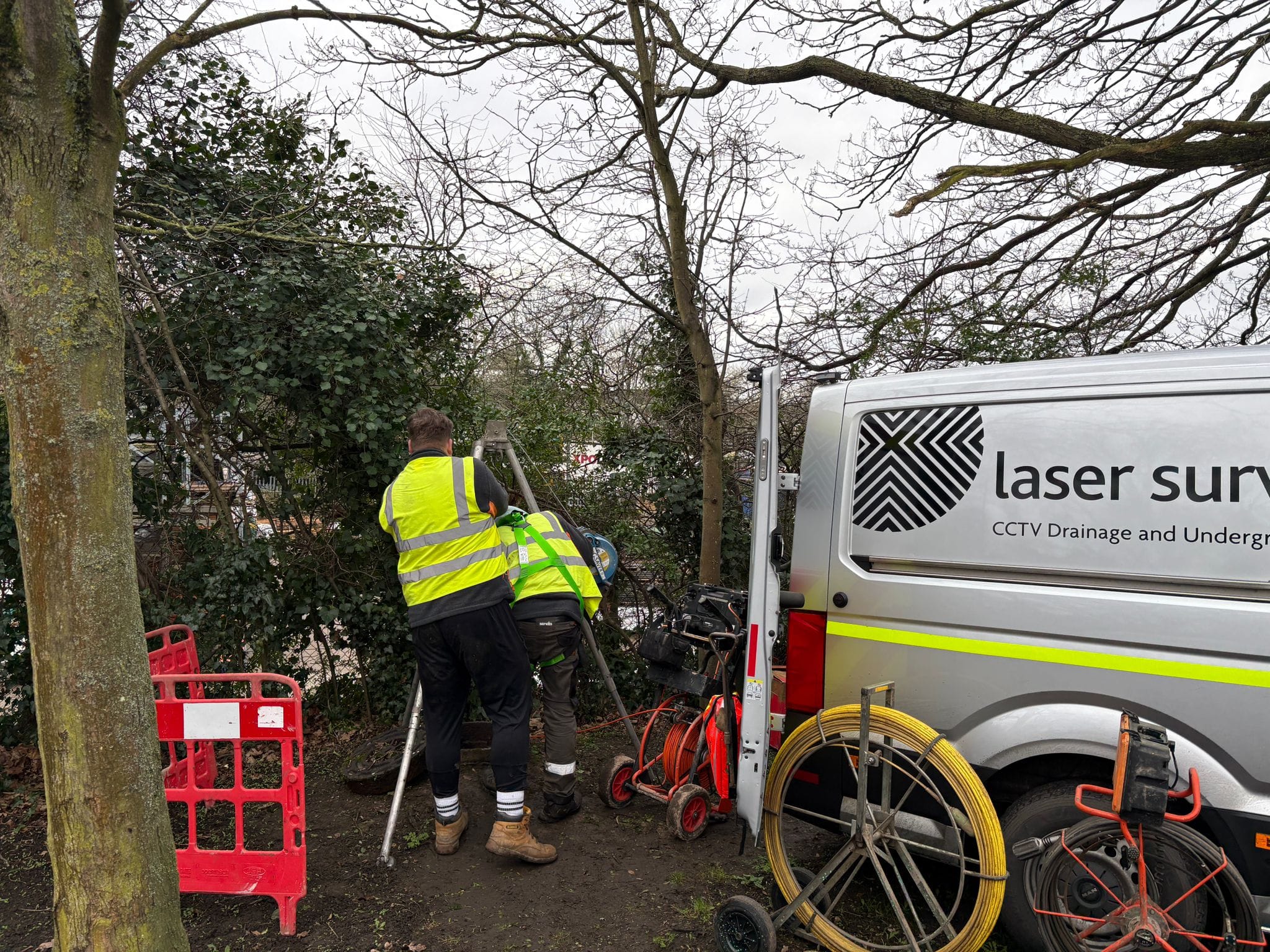 how to detect underground utilities, utility detection survey